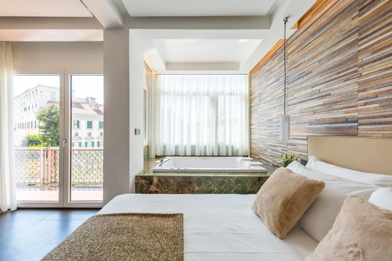 Dei Martiri Suite Неаполь
